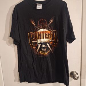 Pantera Black Graphic Tee - Short Sleeve